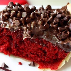Personal Red Velvet Pizza